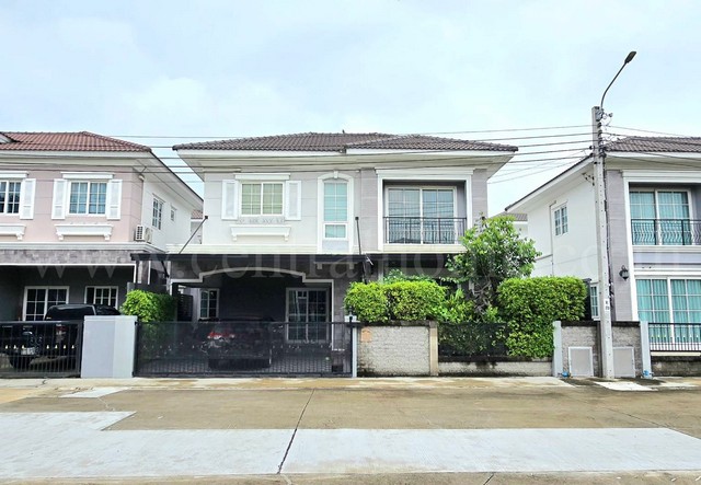 บ้านแฝด โกลเด้น นีโอ แจ้งวัฒนะ - เมืองทอง ถูกสุดในโครงการ พร้อมอยู่