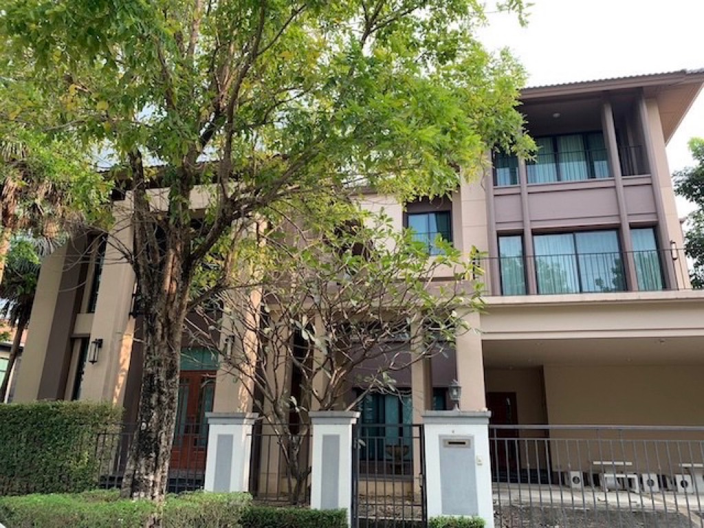 BH3739 ให้เช่าและขาย บ้านเดี่ยว แกรนด์ บางกอก บูเลอวาร์ด รัชดา – รามอินทรา 2