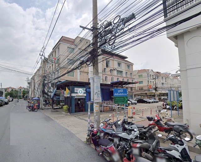 ติดเซนทรัลรัตนาธิเบศร์ MRT บางกระสอ 150 เมตร 5นอน ให้เช่าอาคารพาณิชย์ 4 ชั้น 24 ตร.วา.