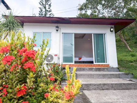 บ้านเดี่ยว 1 ห้องนอนให้เช่า ใกล้หาดเฉวงและเซ็นทรัลสมุย ทำเลบ่อผุด เกาะสมุย มีสระว่ายน้ำส่วนกลาง บ้านพักเกาะสมุย บ้านเฉวง