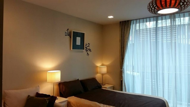 คอนโดให้เช่า QUAD Sathorn  ควอดสาทร ชั้น 2 ขนาด 35 ตรม.  ห้องมุม ขนาดใหญ่