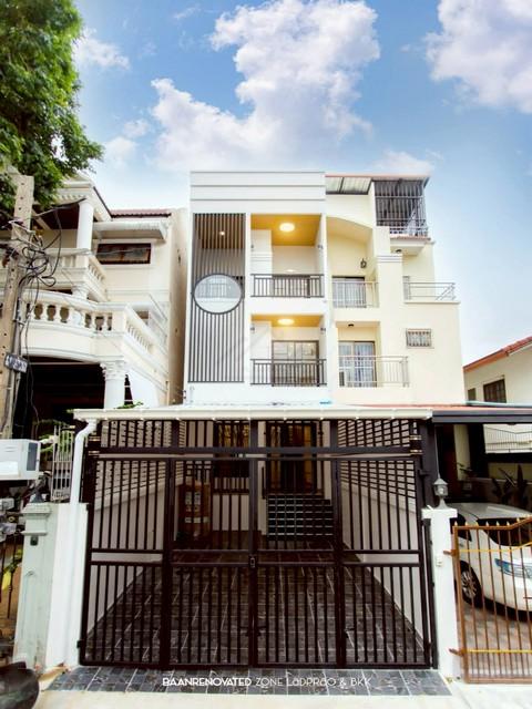ขายทาวน์โฮม 3 ชั้น 27 ตร.ว. 4 ห้องนอน ซอยเสรีไทย 17 ใกล้นิด้า (รีโนวทใหม่)