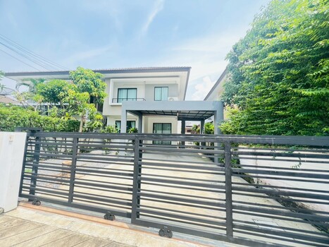 บ้านเดี่ยวสวยพร้อมอยู่ บางนา กม.8 ใกล้เมกะบางนา ให้เช่า